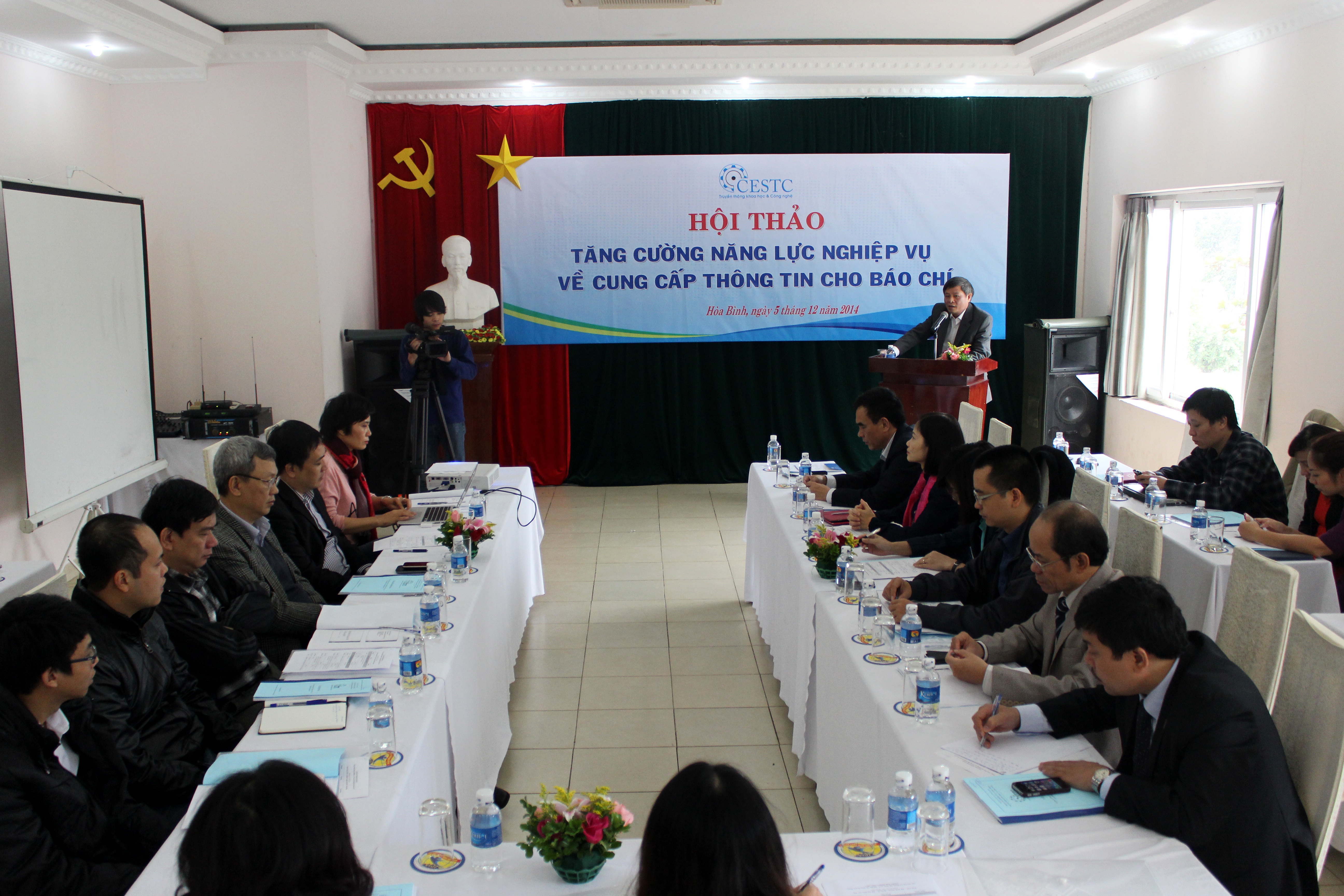 Tăng cường năng lực nghiệp vụ về cung cấp thông tin cho báo chí